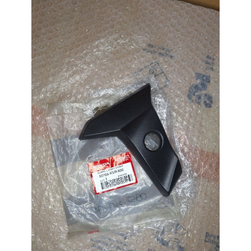 pivot cover tutup step belakang L kiri honda revo 100 supra x125 batman KVL original ahm honda 50706