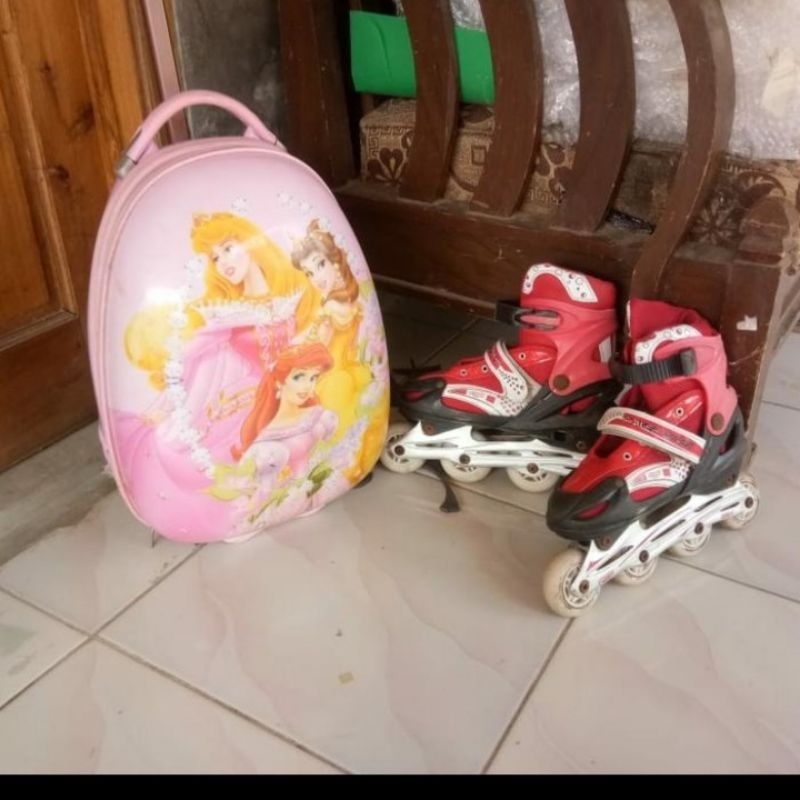 Tas anak koper princes dan sepatu roda