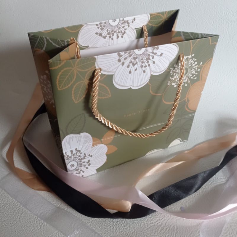 

paperbag import kecil gratis pita | paper bag premium | motif i | paperbag jogja