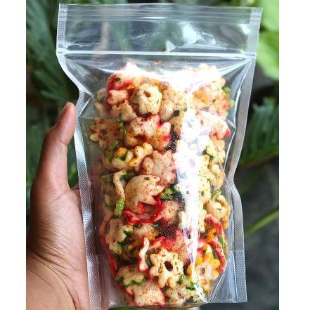 

Seblak kerupuk bantat pedas daun jeruk