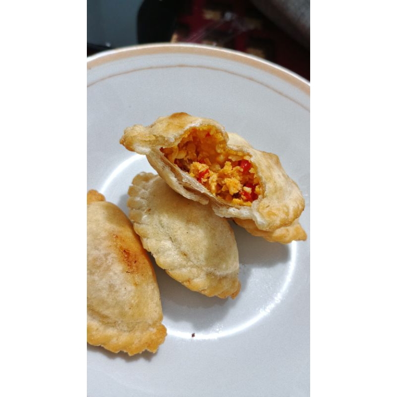

Cireng isi Ayam suwir