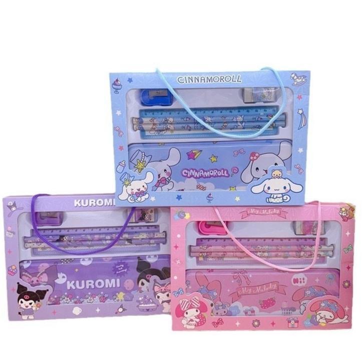 

STATIONARY SET SANRIO ALAT TULIS SET LENGKAP KOTAK PENSIL ANAK HADIAH ANAK TULIS TEMPAT PENSIL SET LENGKAP HELENA SET
