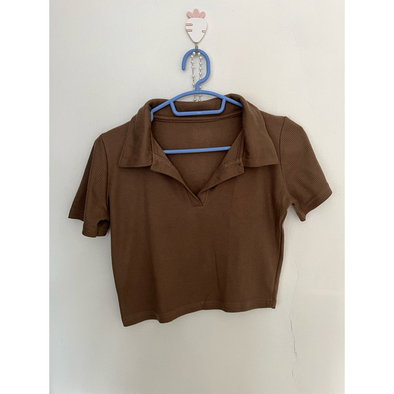crop top coklat pendek