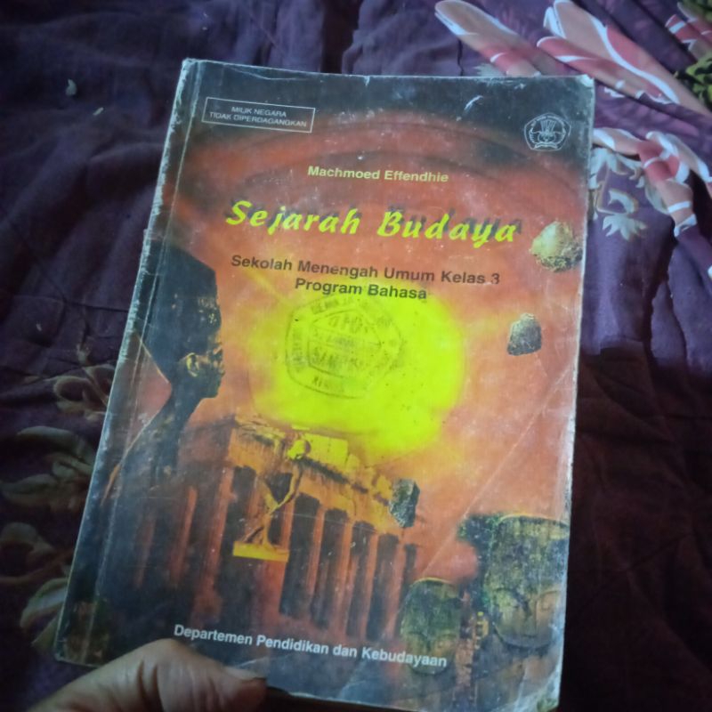 buku Sejarah Budaya untuk SMU kelas 3 program bahasa, buku original jadul
