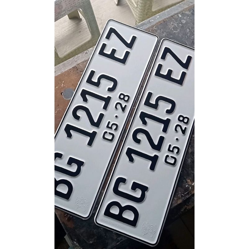 Plat nomor Mobil Standard Font Terbaru Putih dan Hitam