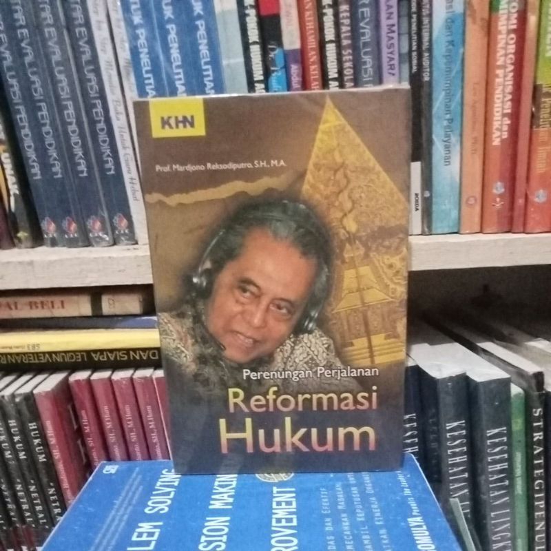 perenungan perjalanan reformasi hukum