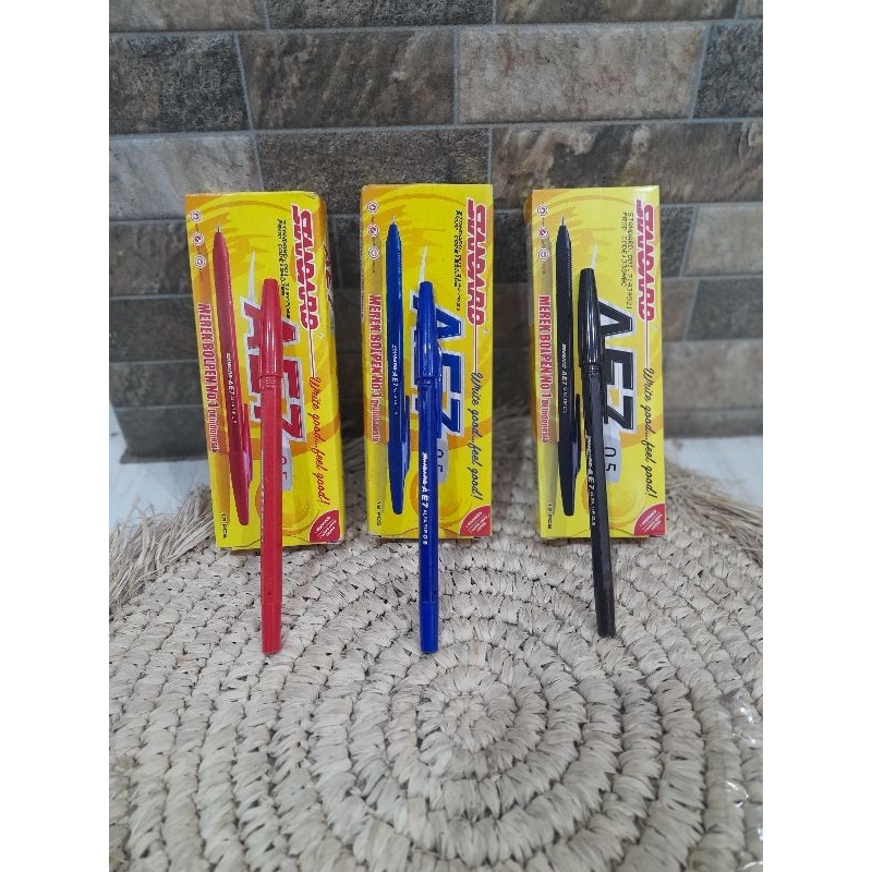 

Pulpen Standard AE7 ( 0.5) 1 pack isi 12 pcs/tersedia 3 warna