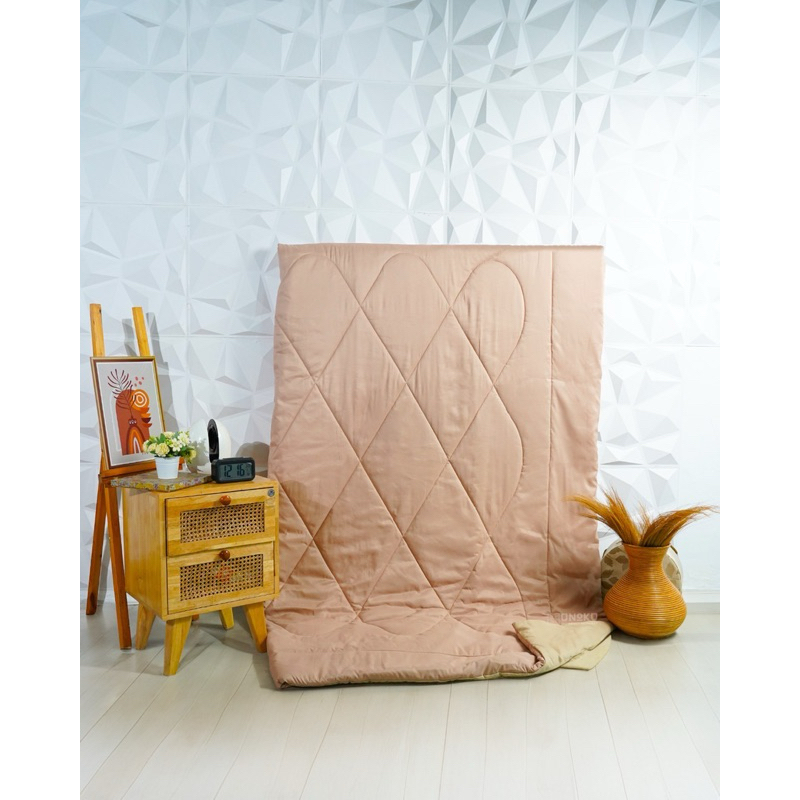 SORAYA BEDSHEET - BLANKET AIRE (selimut bedcover saja) Unoku polos