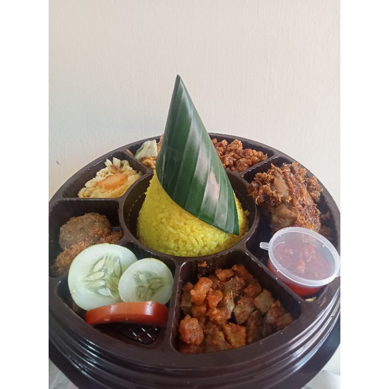 

Paket Nasi Kuning (Tumpeng/Bento) Souvenir Ultah Dewasa/Anak (Instan Only)