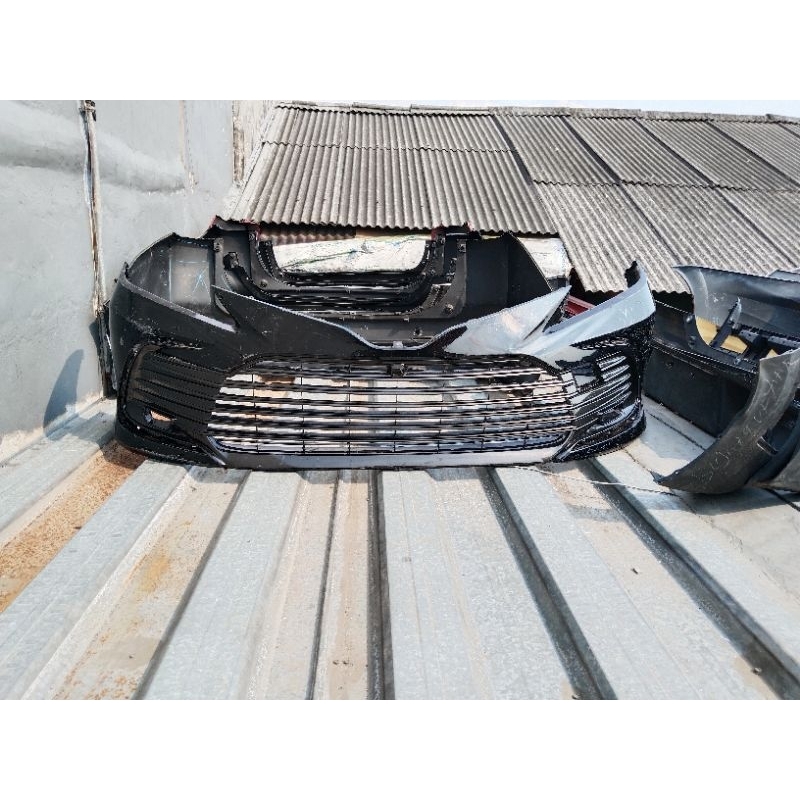 bumper bemper depan Toyota Camry 2022-2023 plus Ram/grill radiator