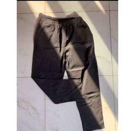 preloved celana hitam