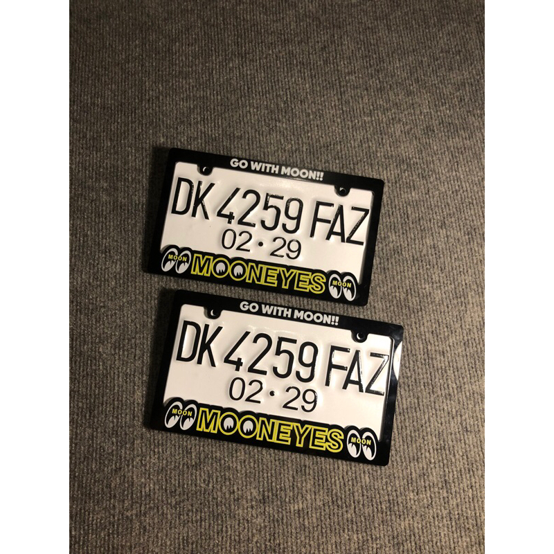 Mooneyes Hitam + Plat ( Sepasang )