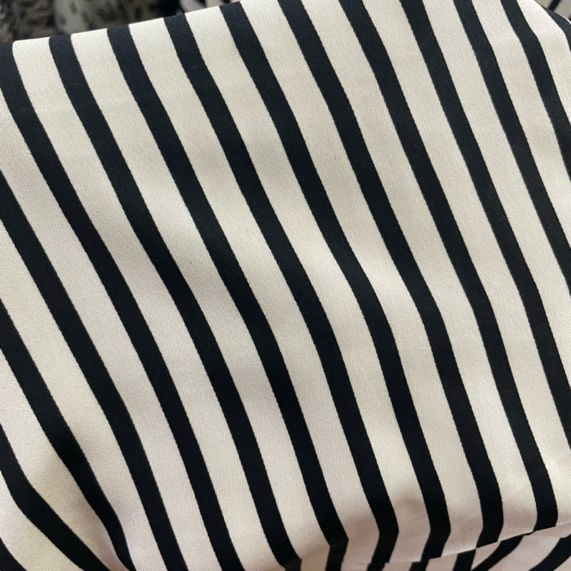 kain crepe sansan motif salur premium - kain zara crepe - kain nasiji crepe - kain crepe style zara 