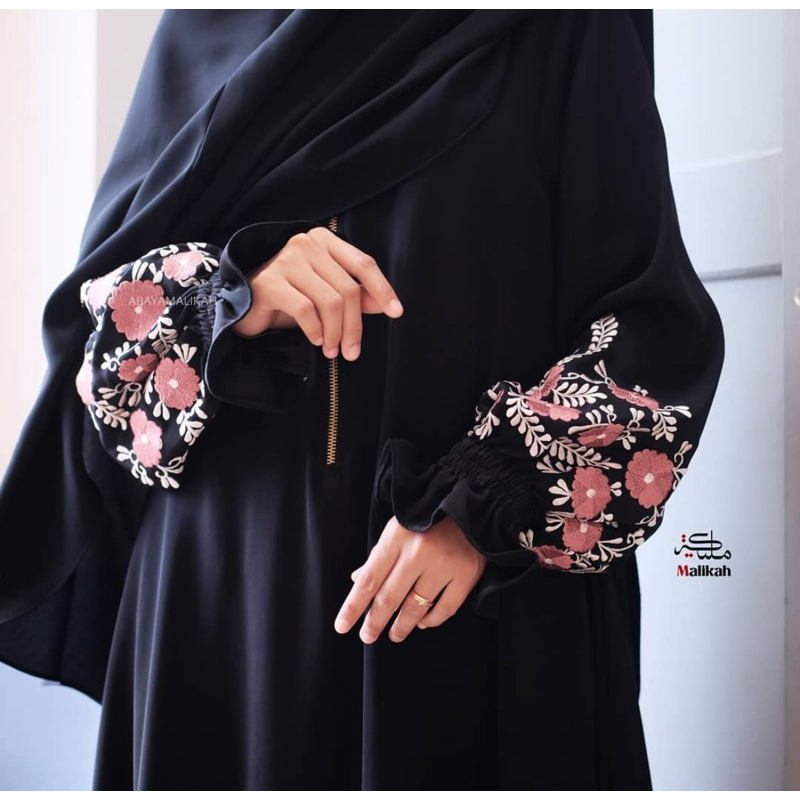 pl koleksi lama abaya malikah fairuz bunga pink size XL