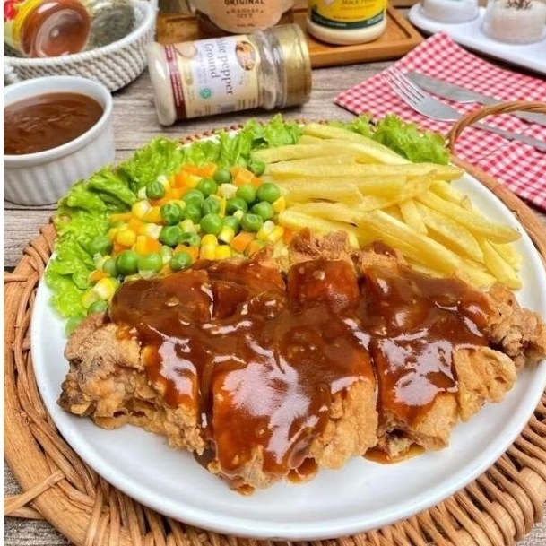 

paket kentang goreng ayam crispy saos barbeque (min order 10 pack)