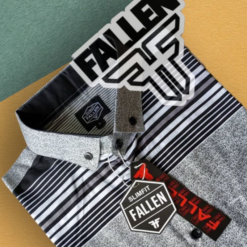 kemeja abu abu muda motif garis