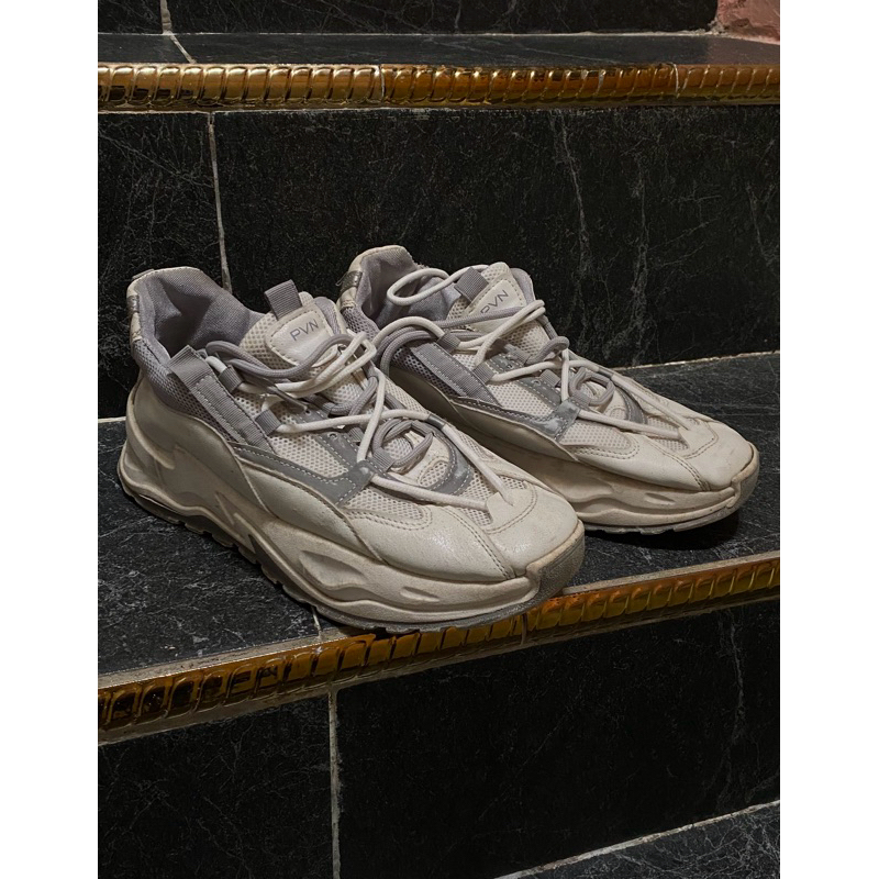 PRELOVED SEPATU PVN DAESUNG