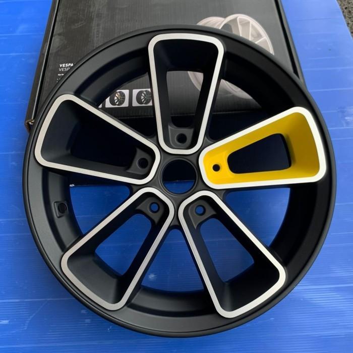Velg Sip Pordoi 300-12 Yellow Black utk Vespa Matic/Px