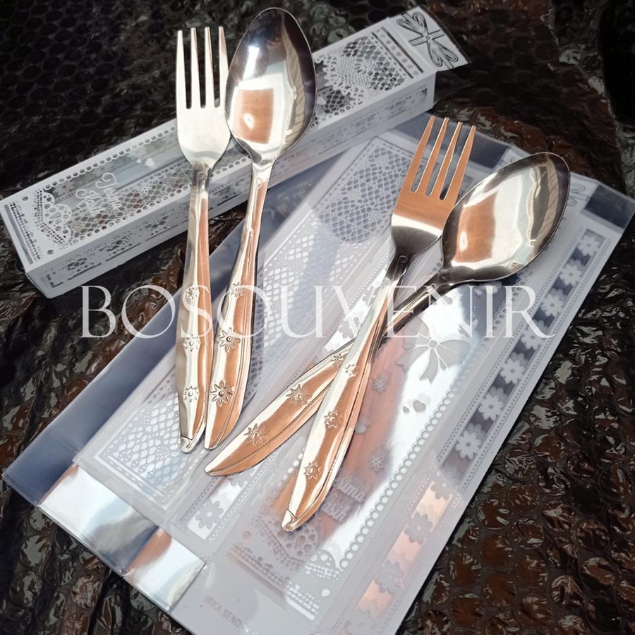 (50 PCS) Souvenir 1 SET Sendok Garpu Stainless Kemas Mika Motif Sovenir Suvenir Pernikahan Khitan