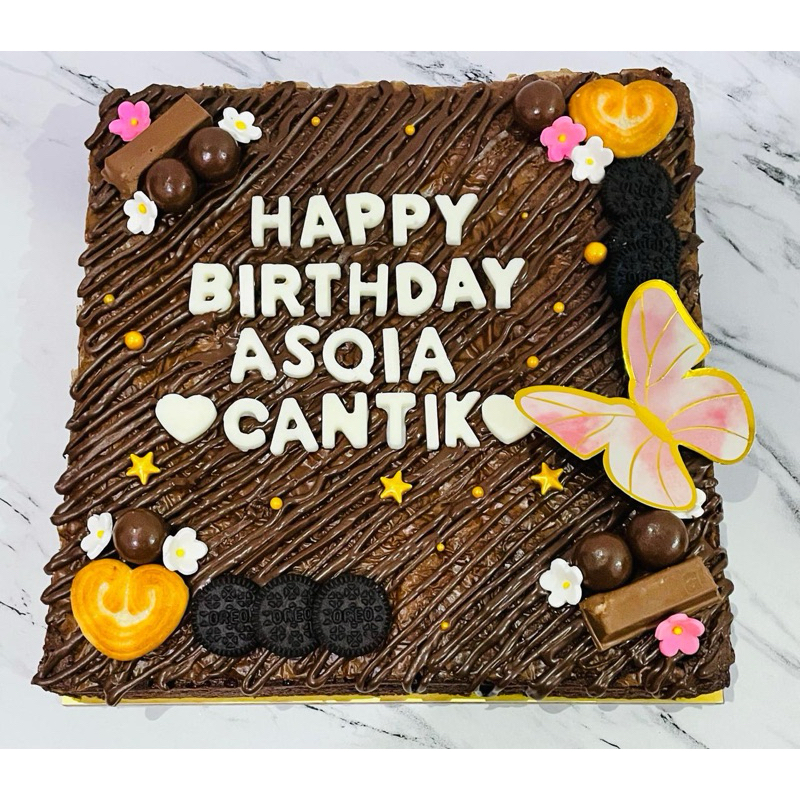 

FUDGY BROWNIES ULANG TAHUN ll Ukuran 22x22 cm