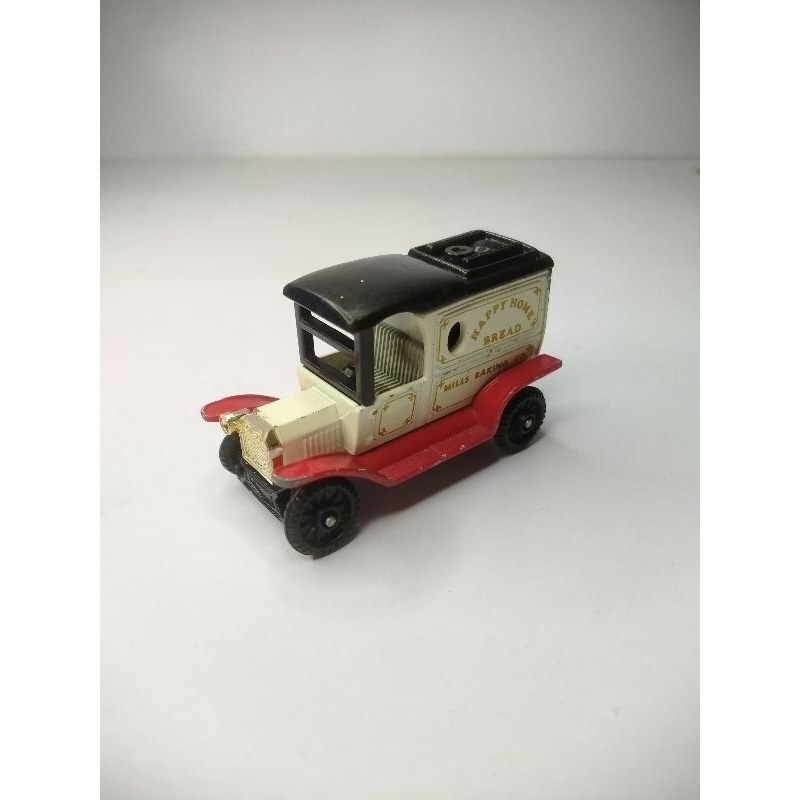 Vintage Tomica 1977 F11-2 Type-T Ford 1:60 French Bakery Larraburu Japan Made