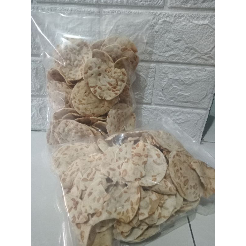 

keripik sagu tempe renyah