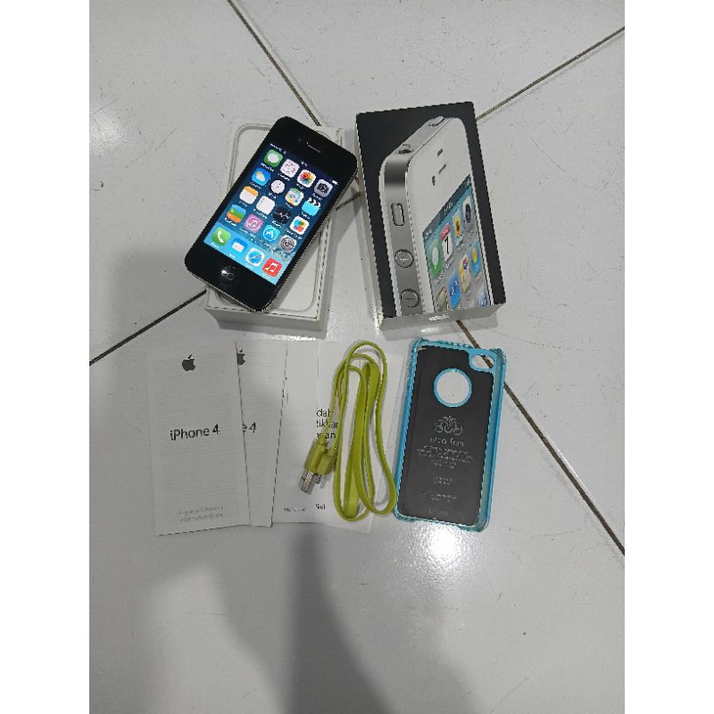 Iphone 4 32Gb Kondisi Normal Second (Baca Deskripsi)