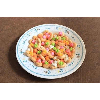 

Beli 2 biskuit gemrose lebih hemat