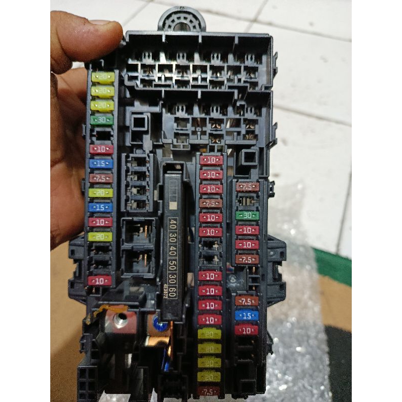 Bok sekring honda brio mobilio