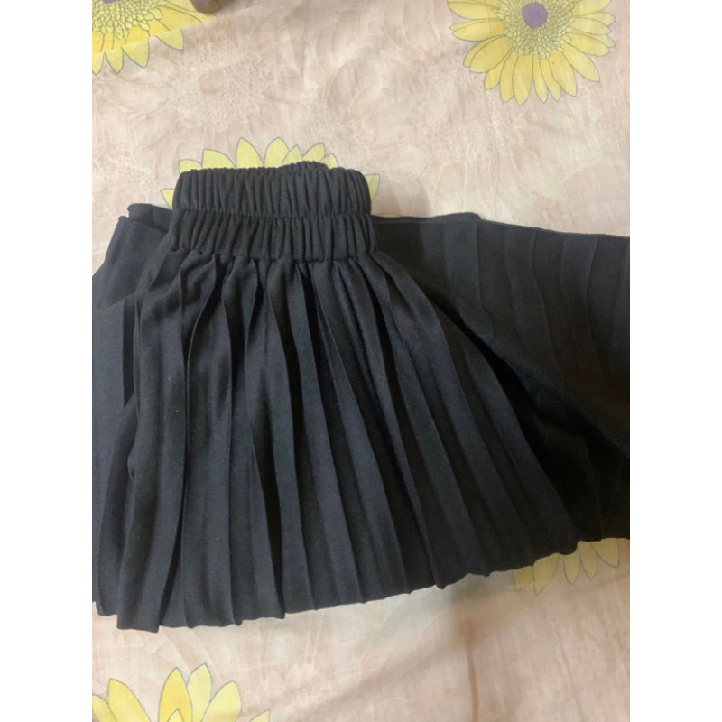 preloved rok wiru hitam “wiru30”