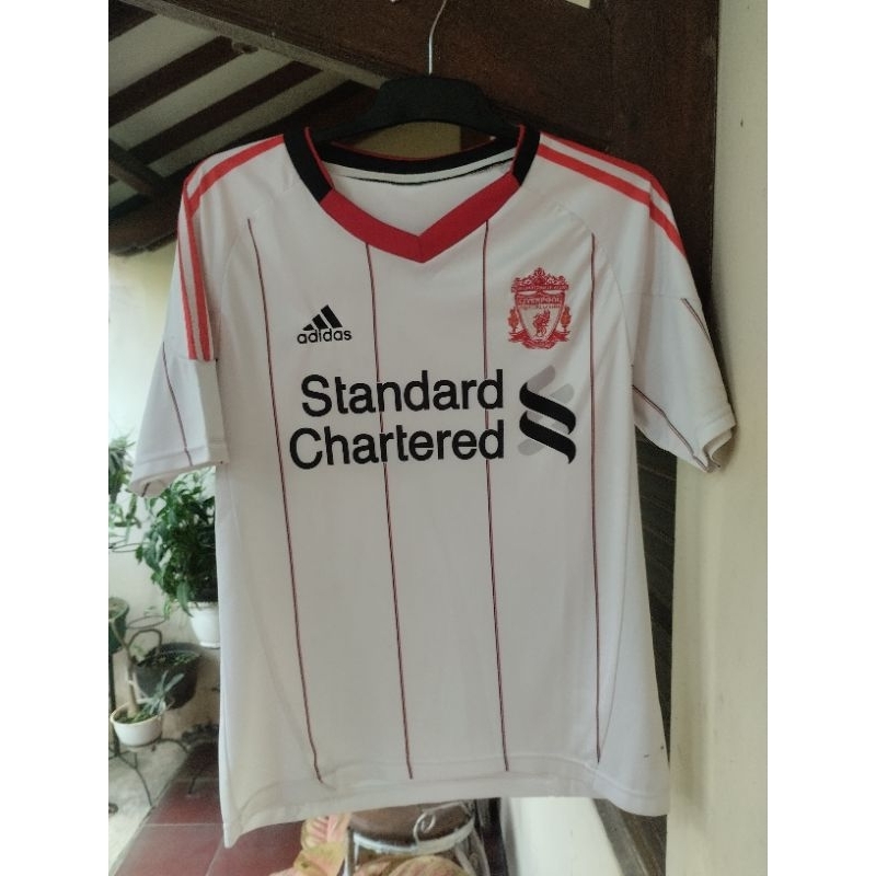 Jersey Liverpool away musim 2010/2011