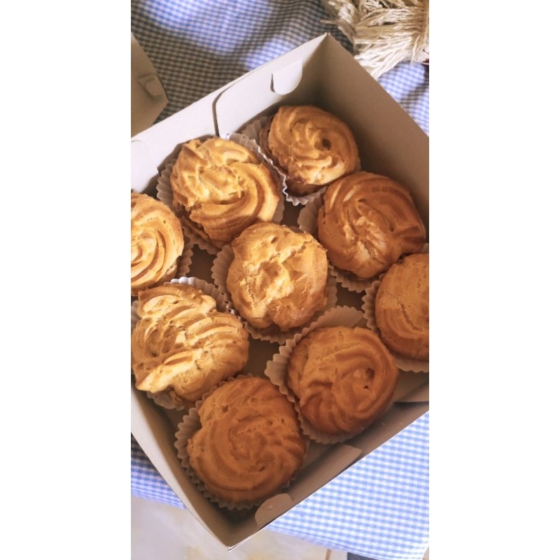 

soes besar isian cream