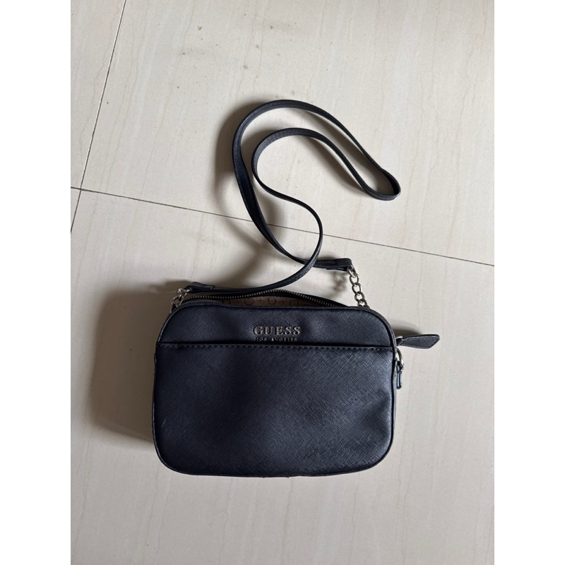 Preloved Guess bag
