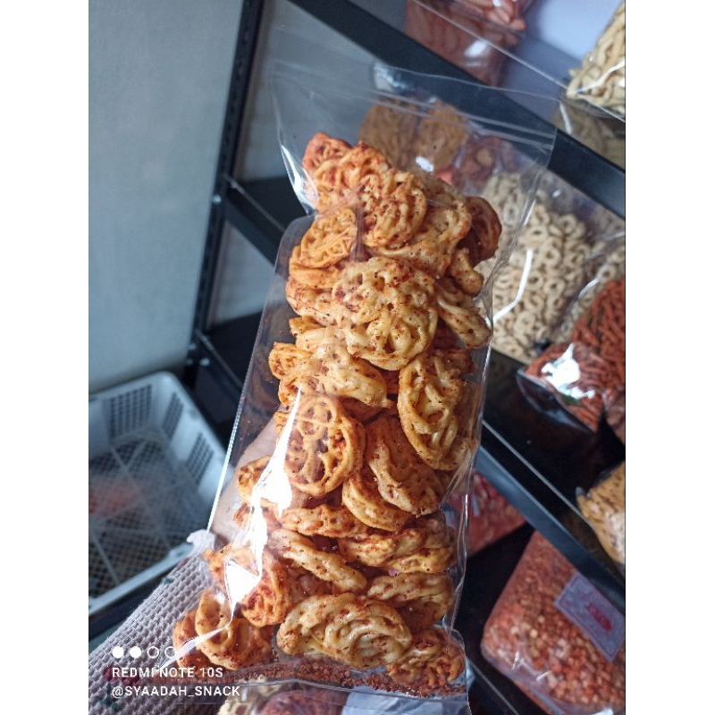 

SEBLAK MAWAR/SERBA 10RIBU/krupuk seblak