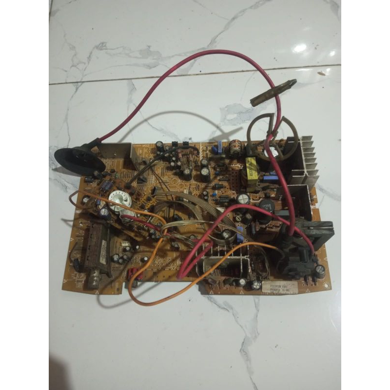 MESIN TV POLYTRON U-SLIM  21 IN TIPE 6229 NON EW ORIGINAL CABUTAN DR UNIT TV NORMAL