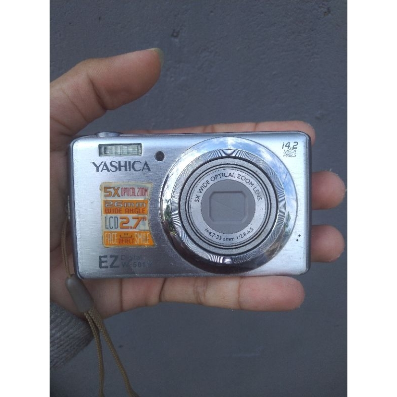 Yashica ez w501L