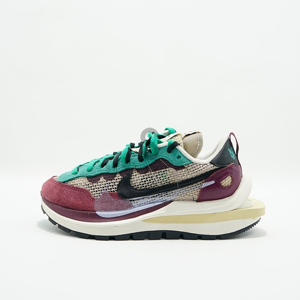 NIKE Vaporwaffle Sacai Burgundy DD3035200