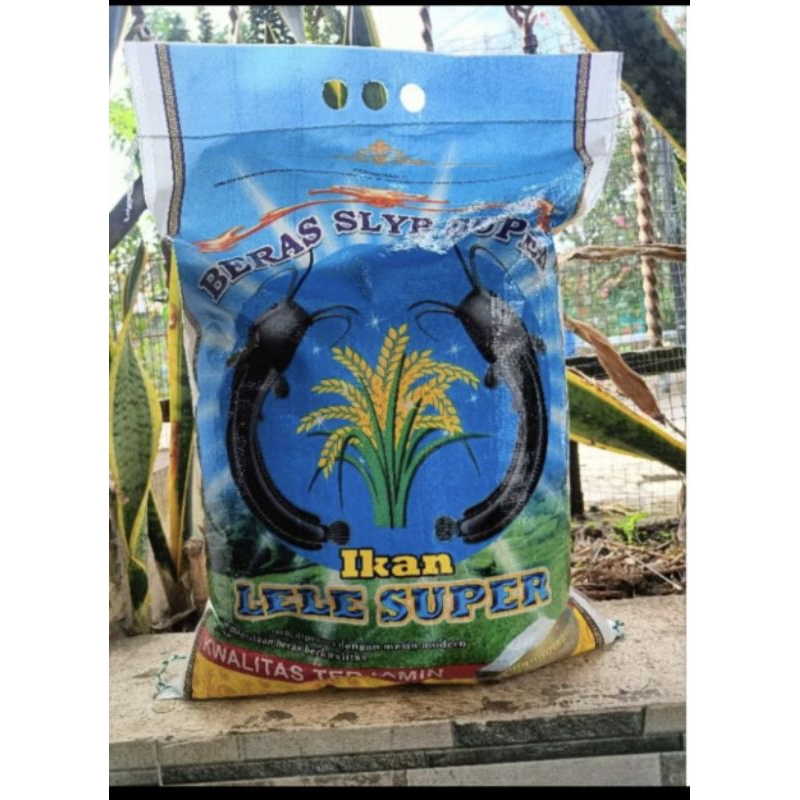 

Beras 10 Kg Cap Rojolele Laminasi