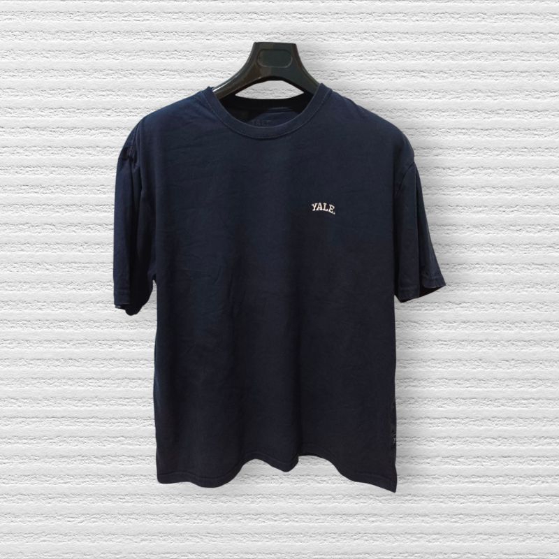 Yale tshirt kaos [size XL]