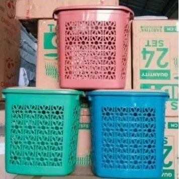 Keranjang baju / keranjang laundry +tutup