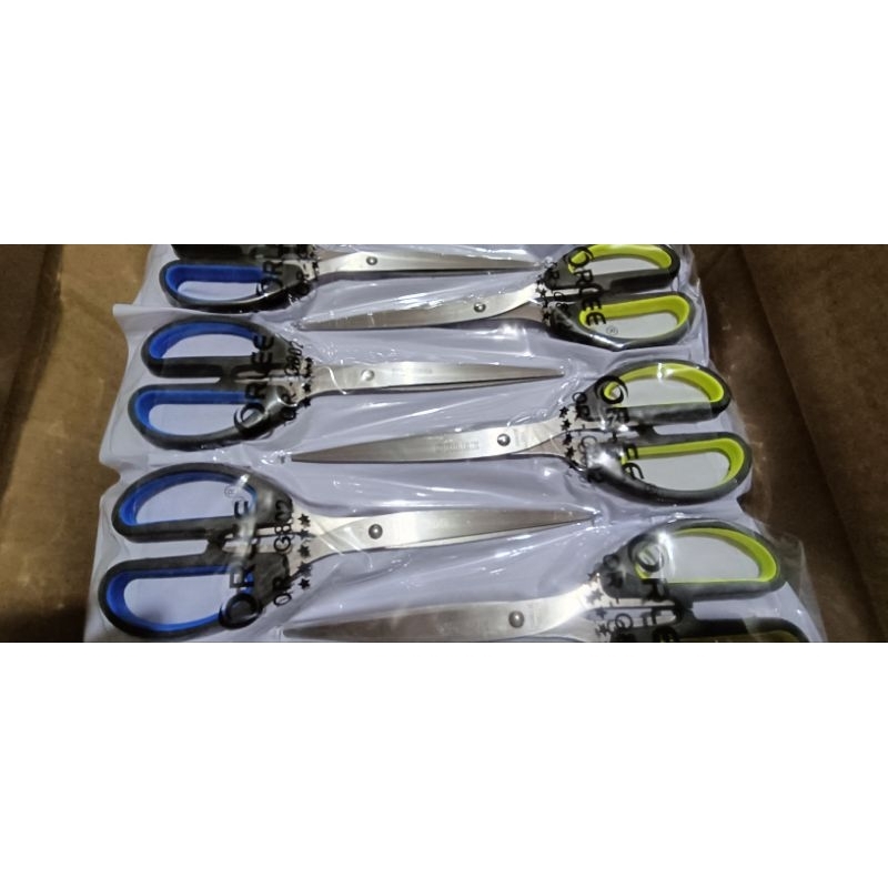

promo gunting besar terbuat dari stanles steel ,kuat