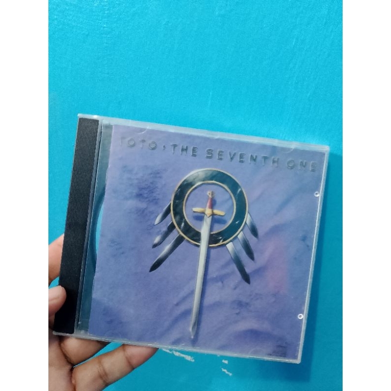 cd toto the seventh one