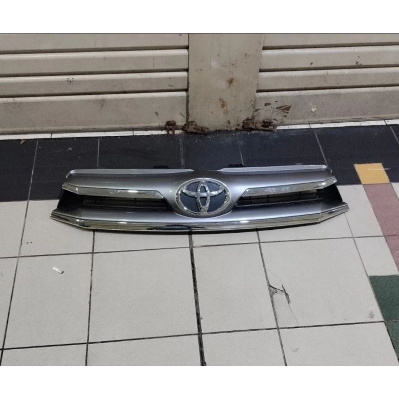 grill Grille gril Bumper Mobil Toyota Innova reborn 2016 2017 2018 Original