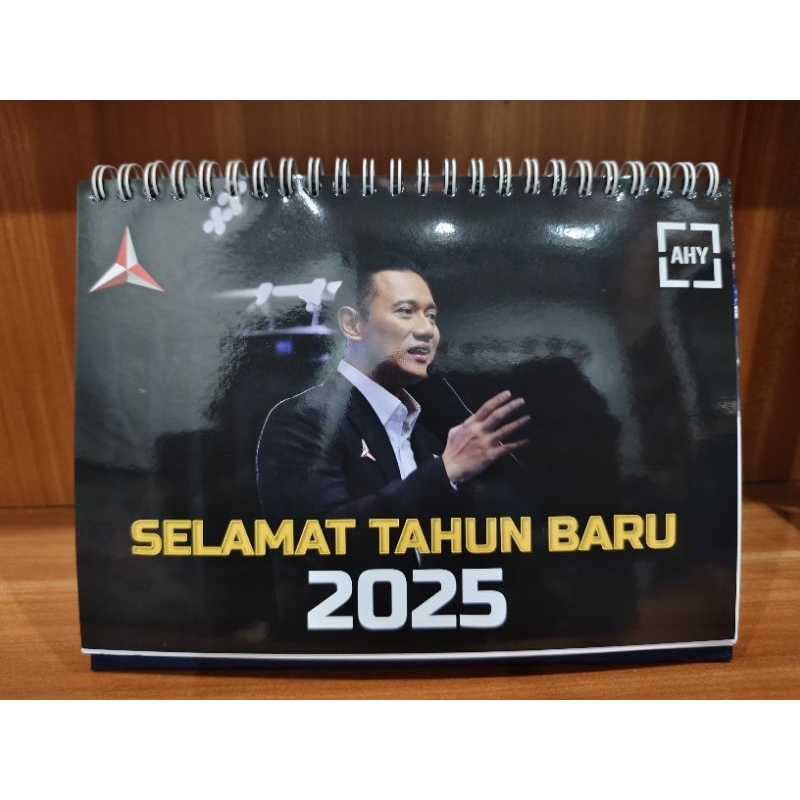 

Kalender Demokrat 2025