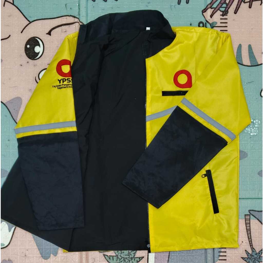 JAKET MAXIM ANTI AIR BAHAN TASLAN BOLAK BALIK POLOS HITAM MURAH