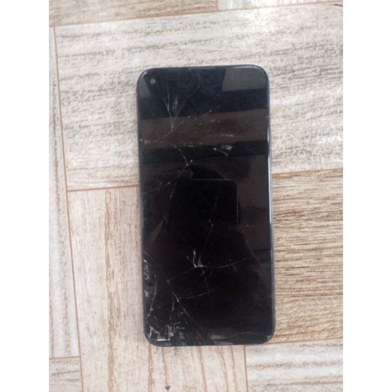 Luna g9 ram 4/32 4glte minus