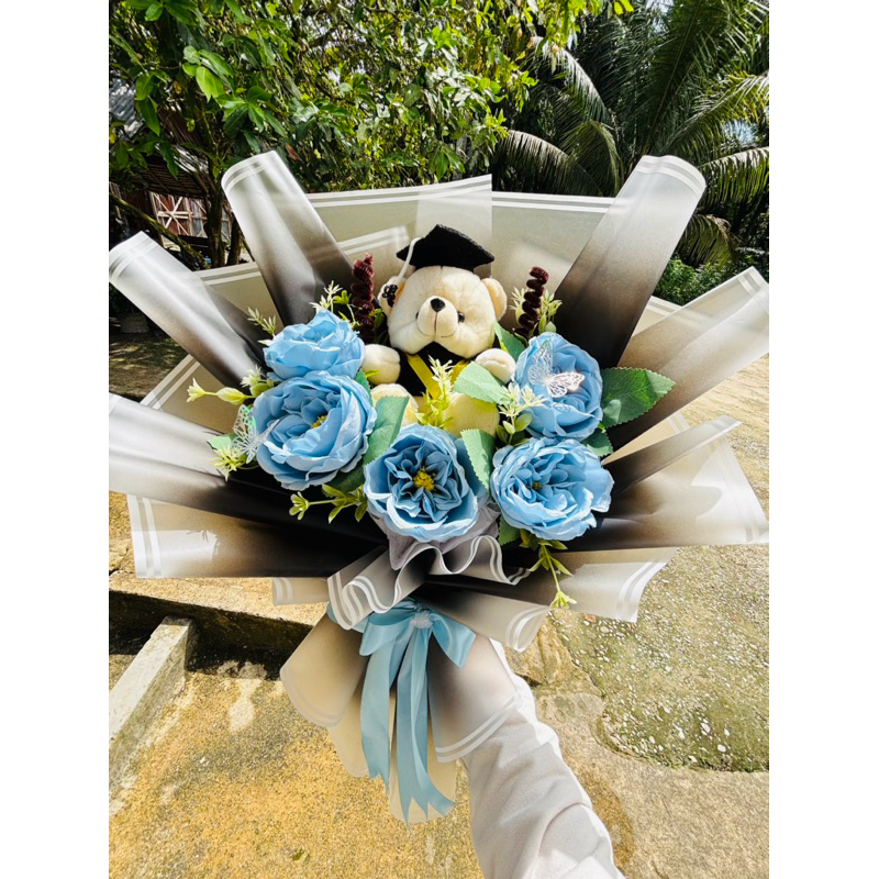 BUKET WISUDA COWO