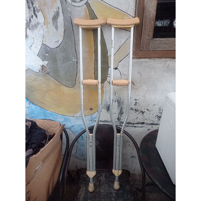 Tongkat Ketiak GEA,Tongkat Bantu Jalan Murah,Alat Bantu Jalan