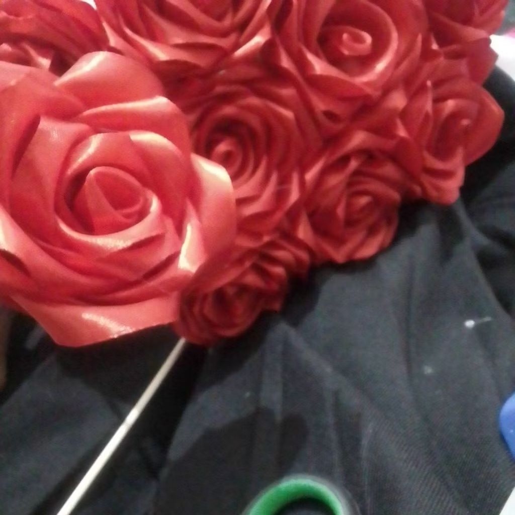 

(indifa_story) bunga satin uk. 8cm-9cm,pertangkai bisa request warna