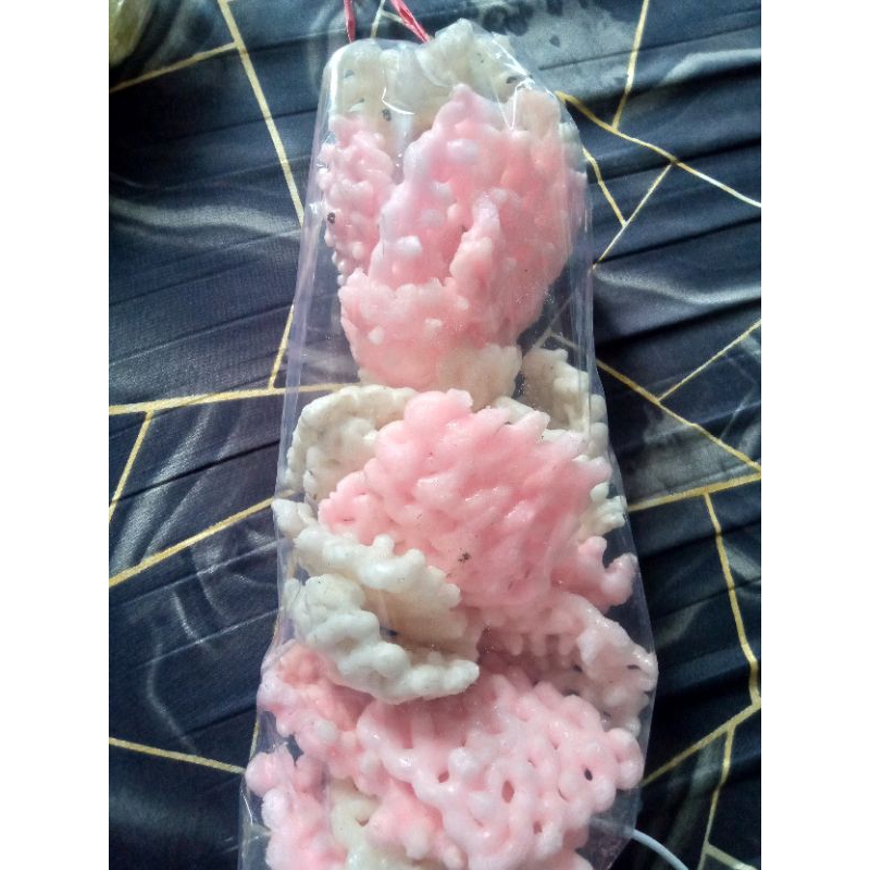 

kerupuk usek khas Pekalongan digoreng tanpa menggunakan minyak isi -+20 pics